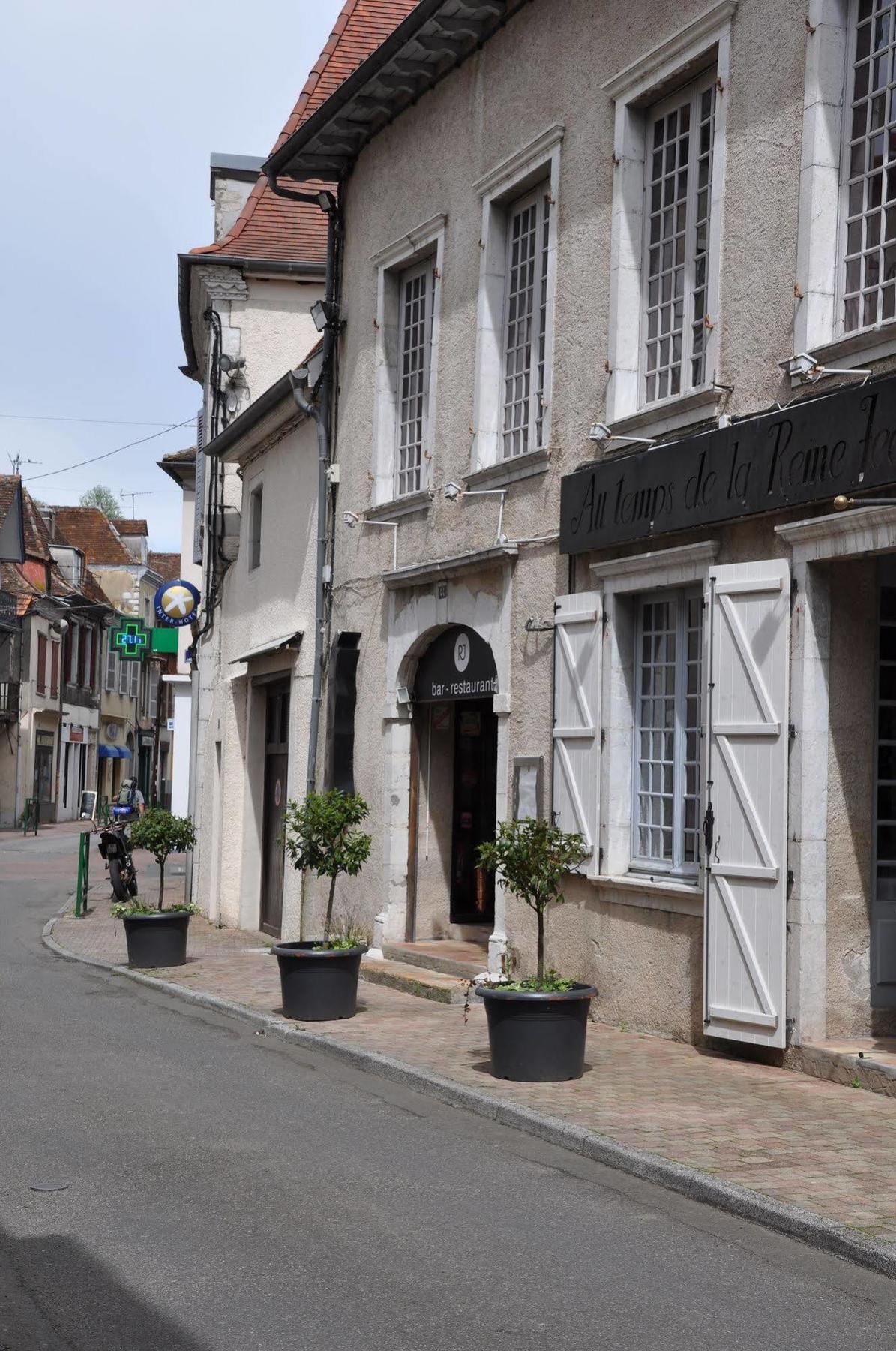 The Originals City, Hotel La Reine Jeanne, Orthez Exteriér fotografie
